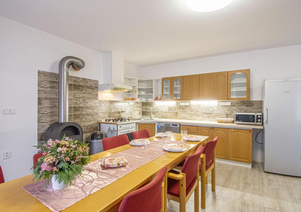 Velky Apartman Zlamanka Kroměříž Buitenkant foto